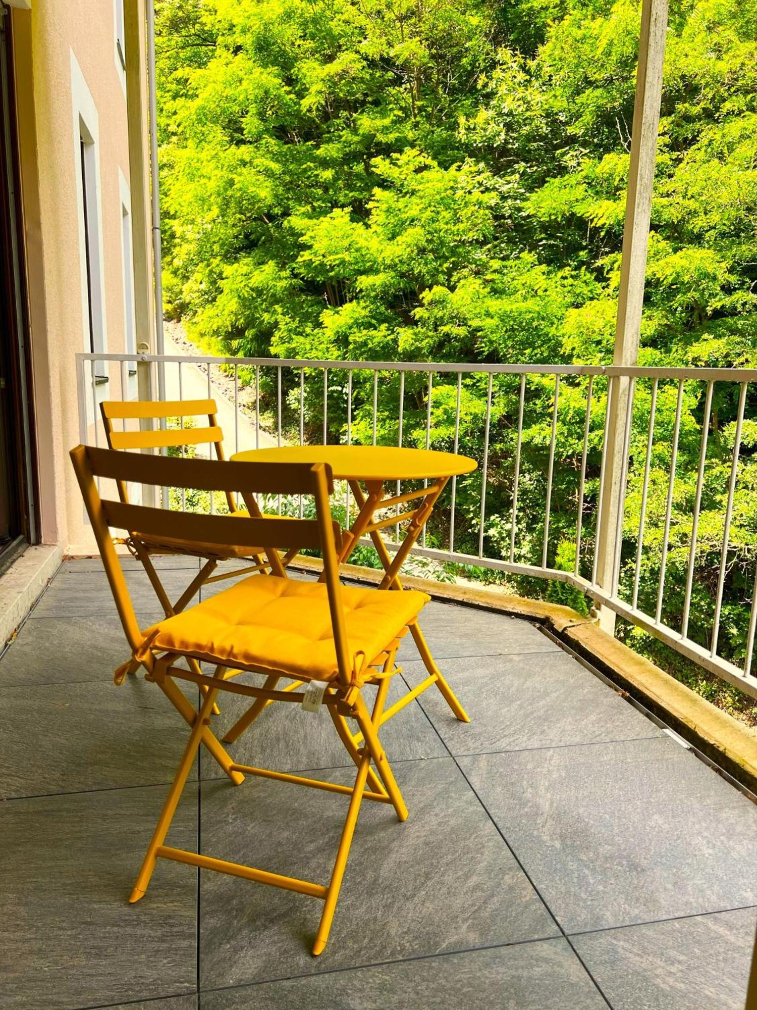 Ferienwohnung Buehler-Kurparkresidenz Bad Bergzabern Esterno foto